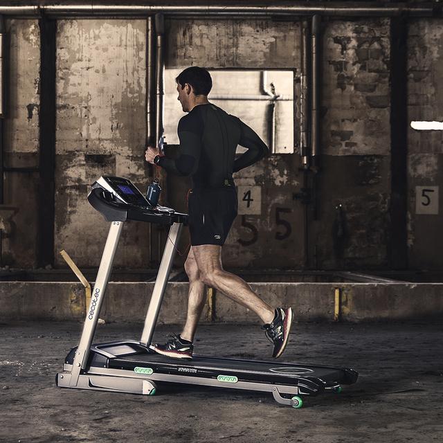 Cecotec Extreme Track. Cinta De Correr Eléctrica Plegable Con 3 CV Sistema De Amortiguación Brazos De Agarre De Espuma Pantalla LCD 12 Programas Hasta 18 Km/h Peso Máximo 120 Kg Cinta De Correr Plegable