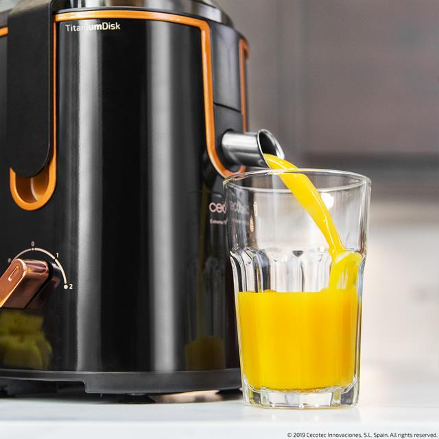 Cecotec ExtremeTitanium 19000 XXL M Licuadora Para Frutas Y Verduras. 19000 RPM 1300 W Canal Entrada 75 Mm Disco Titanio 2 Velocidades Y Libre De BPA Licuadora Para Frutas Y Verduras