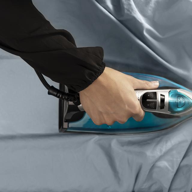 Cecotec Fast&Furious 5010 Vital. Plancha Ropa Vapor De 2600 W Suela De Aluminio Turbo Slide Vapor Continuo De 55 G/min Golpe De Vapor De 200 G/min Regulador De Temperatura Antical Antigoteo<h2 Class="d-flex Justify-content-cente