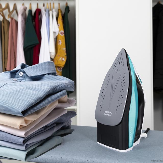 Cecotec ForceTitanium 450. Plancha Ropa Vapor De 2600 W Golpe De Vapor 180 G/min Suela TitaniumSlide Vapor Continuo 45 G/min Antical Antigoteo Autolimpieza 400 Ml Plancha De Vapor Para Rops