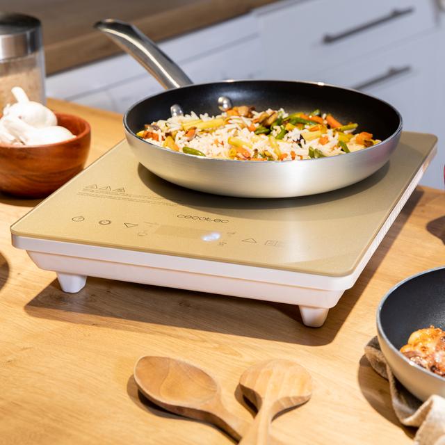 Cecotec Full Crystal Diamond. Placa De Inducción Portátil Con Potencia 2000 W Temperatura Regulable 4 Programas Preconfigurados Temporizador Sartenes Hasta 28 Cm Placa De Inducción Portátil 2000 W Color Dorado