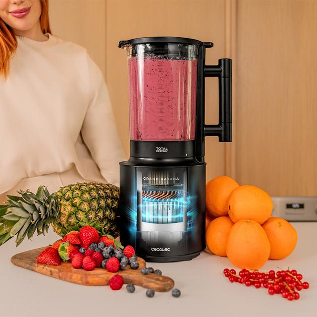 Cecotec Grand Katana 2700MAX Total Destroy Screen B Batidora De Vaso Con 2700 W De Potencia Máxima Pantalla Digital Tecnología Contrarrotante TotalDestroy Cuchilla De 8 Hojas Con Recubrimiento De Titanio Negro Y Jarra Termorre