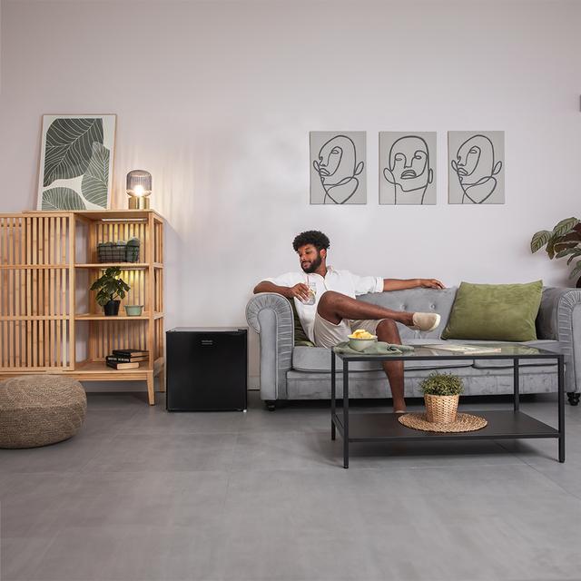 Cecotec GrandCooler 20000 L SilentCompress Black Mini Frigorífico Acero Inoxidable Capacidad De 46 Litros 48 7 De Ancho Y 48 Cm De Alto Puerta Reversible Funcionamiento Cíclico Clase Energética E Mini Frigorífico Acero Inoxi