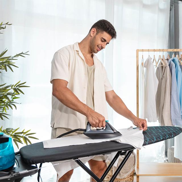 Cecotec IronHero 3000 Station Centro De Planchado Horizontal De 3000 W Con 7 Bares De Presión Suela Cerámica Ultradeslizante Sistema De Seguridad Auto Shut Off Antigoteo Y Autolimpieza. Dos Modos 400 G/min De Golpe De Vapor Y