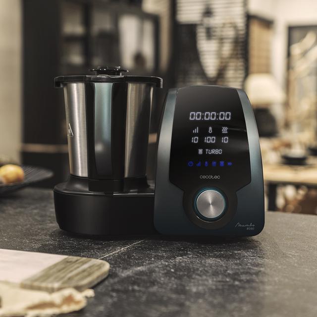 Cecotec Mambo 8090 Robot De Cocina Multifunción Con Cuchara MamboMix 30 Funciones Báscula Incorporada Jarra De Acero Inoxidable De Capacidad 3 3L Apta Para Lavavajillas Cestillo De Hervir Recetario Robot De Cocina Con Báscula