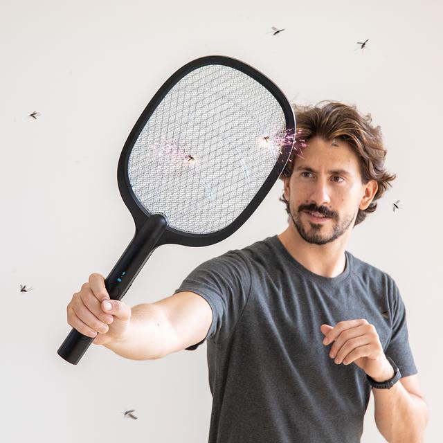 Cecotec Mosquito Killer ByeFly 1000 Paddle Raqueta Mosquito Killer Con 3000 V Y Batería De 1200 MAh. Incluye Base De Apoyo Para Convertirse En Lámpara. Raqueta Matamoscas