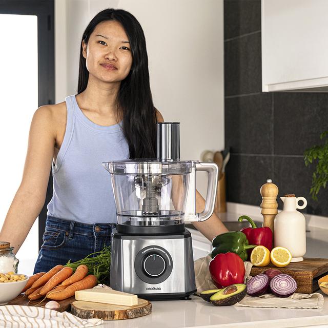 Cecotec Paprika 2000 Procesador De Alimentos Con Potencia Máxima De 2000 W Cuerpo De Acero Inoxidable 2 Velocidades Y Pulse. Incluye Bowl De 3 5 L. Accesorios: 3 Discos De Corte Cuchilla Para Picar Y Cuchilla Para Amasar. Proce