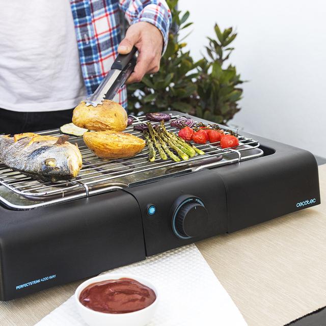 Cecotec PerfectSteak 4200 Way Barbacoa Eléctrica De Sobremesa De 2400 W Parrilla De Acero Inoxidable Y Altura Ajustable A 3 Niveles. Barbacoa Eléctrica De Mesa Con Parrilla
