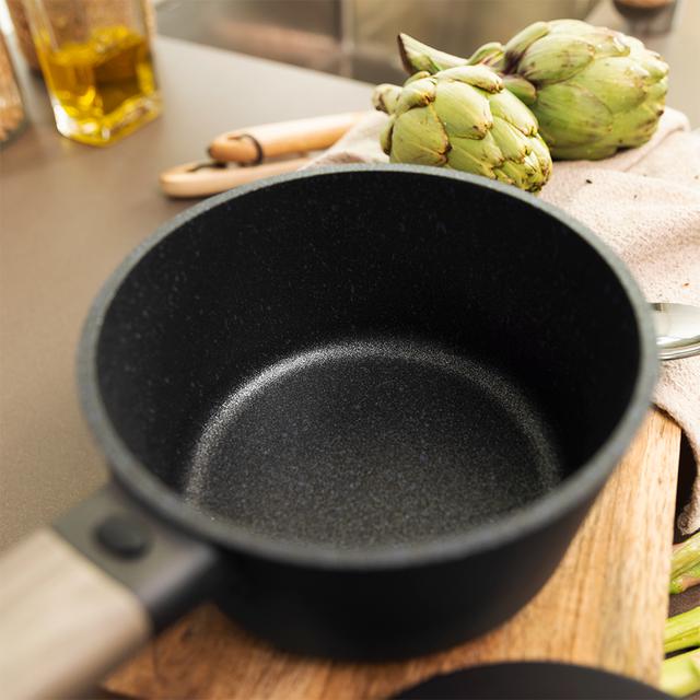 Cecotec Polka Excellence 16 Pot Force. Cazo Con Diámetro De 16 Cm Aluminio Fundido Revestimiento Antiadherente Apto Para Todo Tipo De Cocinas Y Lavavajillas Fondo Indeformable Cazos