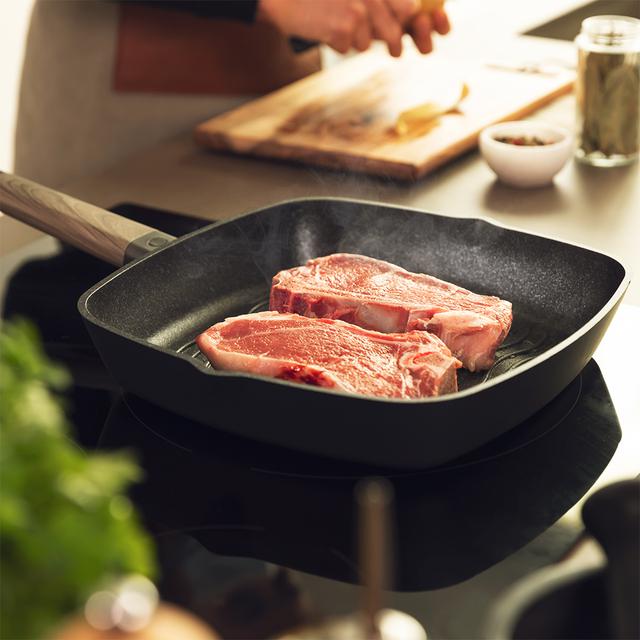 Cecotec Polka Excellence 28 Grill Force. Grill Con Diámetro De 28 Cm Aluminio Fundido Revestimiento Antiadherente Apta Para Lavavajillas Y Todo Tipo De Cocinas Fondo Indeformable Grill 