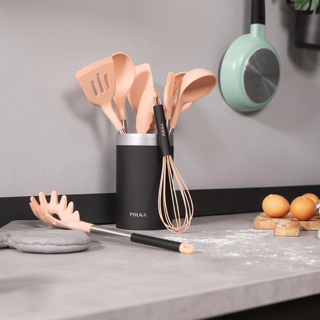 Cecotec Polka Experience Gravity. Set De Utensilios De Cocina De 9 Piezas Rosa Pastel Recubierto Soft Touch Y Mango De Acero. Materiales: Silicona Nylon Y PP Incluye Holder Polka Ultensilios De Cocina