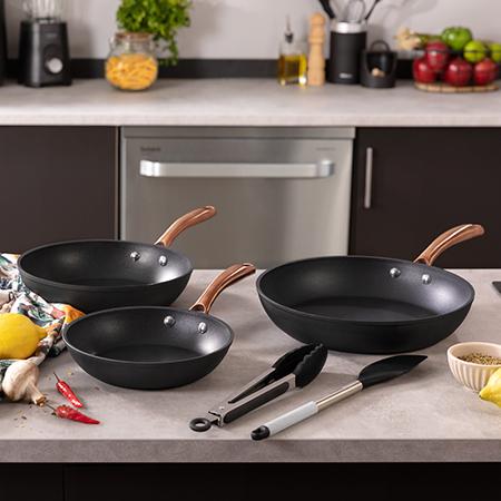 Cecotec Polka Fantasy 20-24-28 Bucket Set Golden. Set De Sartenes 20-24-28 Cm De Diámetro De Aluminio Forjado. Set De Sartenes