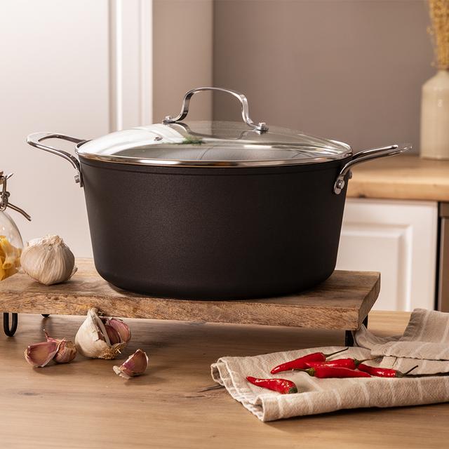 Cecotec Polka Fantasy 28 Pot Silver Olla De 28 Cm De Diámetro Y Capacidad De 7 1 L. Asas Remachadas De Acero Inoxidable. Revestimiento Antiadherente Y Apta Para Todo Tipo De Cocinas Ollas