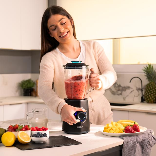 Cecotec Power Black Titanium 2300MAX Mix Go Batidora Americana De Vaso De 2300W De Maxima Potencia Con 6 Hojas Con Recubrimiento De Titanio Negro Y Jarra Termorresistente De 1 5 Litros. Batidora Americana De Vaso