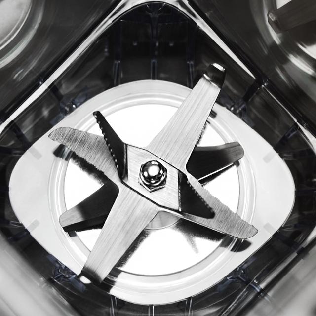 Cecotec Power Black Titanium 2600MAX Pro. Batidora De Vaso De 2000 W Cuchilla De 8 Hojas Recubrimiento De Titanio Negro 3 Programas Predeterminados Jarra Cuadrada De Plástico Libre BPA Batidora De Vaso