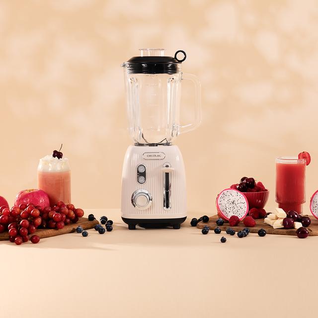 Cecotec Power Black Titanium RetroBeige Batidora De Vaso Retro Con 1200W De Potencia Máxima Cuchilla De 4 Hojas Con Recubrimiento De Titanio Negro Y Jarra Con 1 5L De Capacidad. Batidora De Vaso