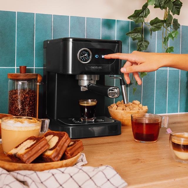 Cecotec Power Espresso 20 Pro Cafetera Express Para Café Espresso Y Cappuccino Con 20 Bares Y Vaporizador Orientable. Cafetera Express