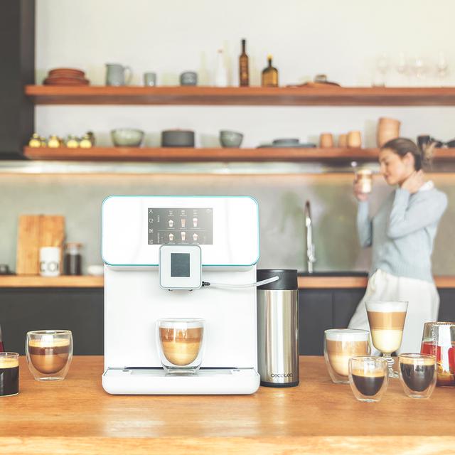 Cecotec Power Matic-ccino 9000 Serie Bianca. Cafetera Superautomática Cumbia Que Personaliza Intensidad Temperature Café Leche Y Espuma 19 Bares De Presión Pantalla LED 5 Niveles De Molido Cafetera Superautomática  