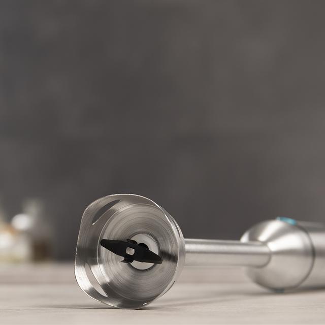 Cecotec Power TitanBlack 1500 XL TotalMix. Batidora De Mano Con Potencia 1500 W Cuchillas 4 Hojas Con Recubrimiento Titanio Pie XL Campana Antisalpicaduras Velocidad Ajustable Función Turbo Batidora De Mano De 1500 W