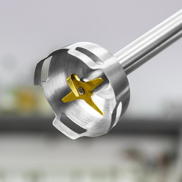 Cecotec Powerful Titanium 1000. Batidora De Mano Con 1000 W Pie Extralargo 4 Hojas Con Recubrimiento De Titanio 21 Niveles Y Turbo Incluye Vaso De 500 Ml Con Tapa Libre BPA Acero/Negro Batidora De Mano De 1000W