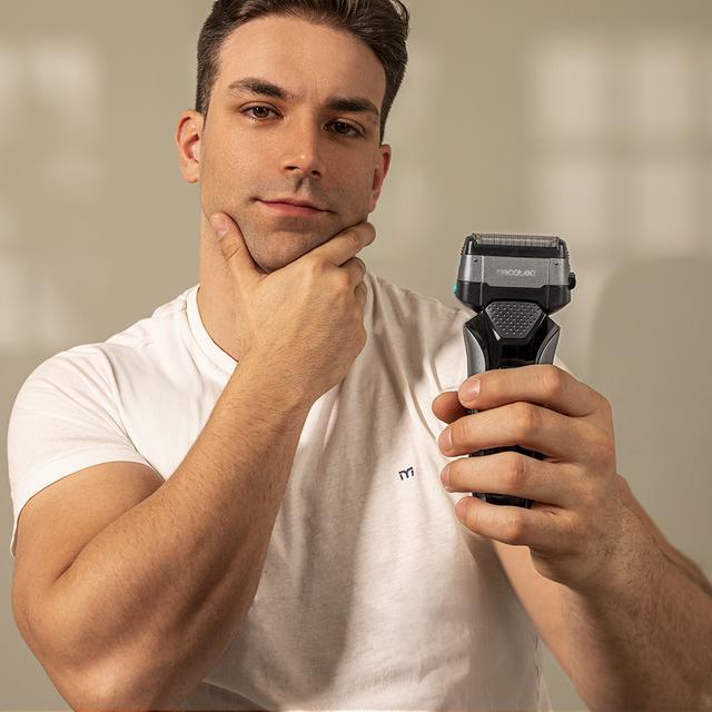 Cecotec PrecisionCare X-Trimm Triple Afeitadora Laminar Con Tres Cuchillas De Acero Inoxidable Autonomía De 60 Minutos E IPX6 Afeitadora