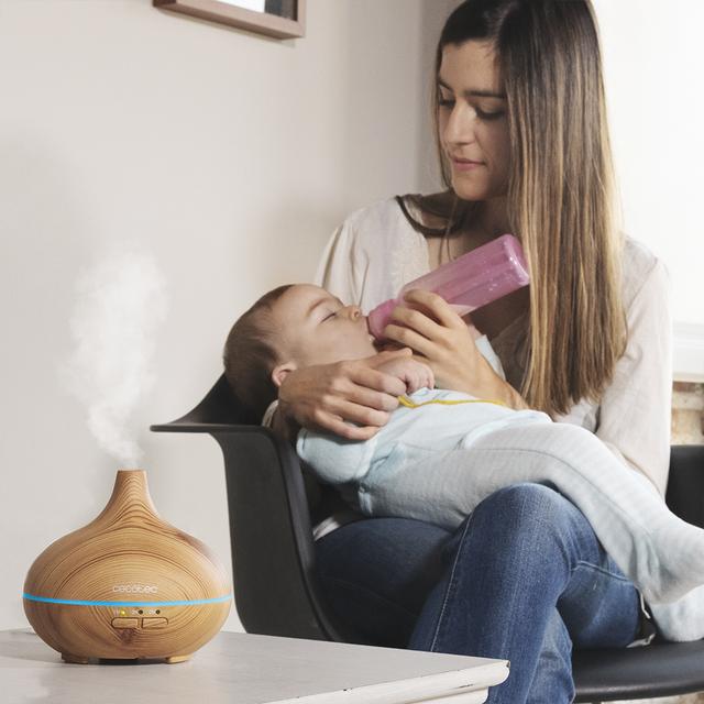 Cecotec Pure Aroma 150 Yang. Humidificador Ultrasónico Y Difusor De Aromas Con Capacidad 150 Ml Temporizador 3 Horas 7 Colores Led Función Aromaterapia Ultra Silencioso Humidificador Ultrasónico  