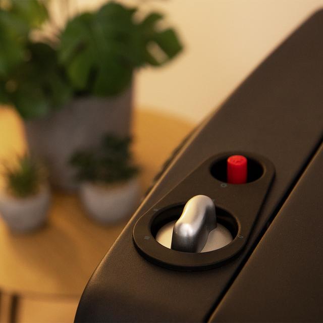 Cecotec Ready Warm 4000 Slim Fold + Estufa De Gas Plegable Con 4200 W 3 Niveles De Potencia Bolsa De Transporte 4 Ruedas Bombonas De 15 Kg Encendido Piezoeléctrico Y Triple Sistema De Seguridad. Estufa De Gas Plegable