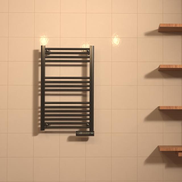 Cecotec Ready Warm 9100 Smart Towel Black De Fluido Con 500 Pantalla LED Control Táctil Programador Semanal 3 Modos Temperatura Seleccionable Y Máxima Seguridad Con IP24. Toallero Eléctrico De Fluido Con 500 W Pantalla LED Y