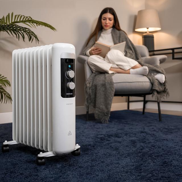 Cecotec ReadyWarm 11050 Space White. Radiador Eléctrico De Aceite Con 11 Módulos Bajo Consumo 2500 W 3 Niveles De Potencia Sistema De Seguridad Ruedas 25 M2 Radiador Eléctrico De Aceite 