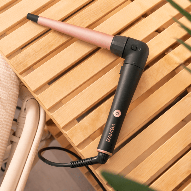 Cecotec Rizador De Pelo De 25 Mm Con Un Codo De 90 Grados Que Asegura Mayor Comodidad De Uso Y Con Guante Térmico Estuche Y 2 Clips. Rizador De Pelo 