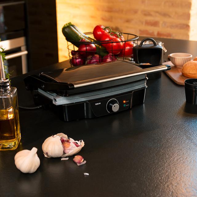 Cecotec Rock’nGrill 1500 Stone Ceramic Mix&Grill. Parrila Eléctrica Con 1500 W Grill Parrilla Plancha Y Sandwichera Revestimiento Cerámico Superfie Mixta Apertura 180º Cajetín Recogegrasas Parrilla Eléctrica
