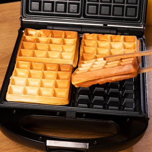 Cecotec Rock'nToast Family Waffle. Gofrera De 1500 W Capacidad 4 Gofres Revestimiento Antiadherente Sistema Giratorio 180º Rapidez De Calentamiento Acabados En Acero Inoxidable Gofrera / Máquina De Gofres