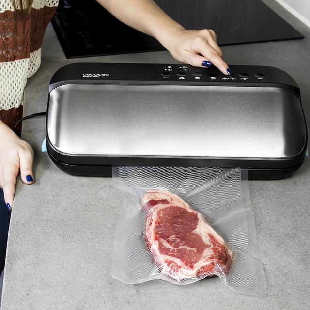 Cecotec Sealvac Steel. Envasadora Al Vacío De 120 W Presión De 0 9 Bar 4 Modos De Funcionamiento Compatible Con Bolsas Genéricas Incluye 5 Bolsas Toma Y Tubo Para Botes Y Rollo Gofrado Envasadora Al Vacío Doméstica  