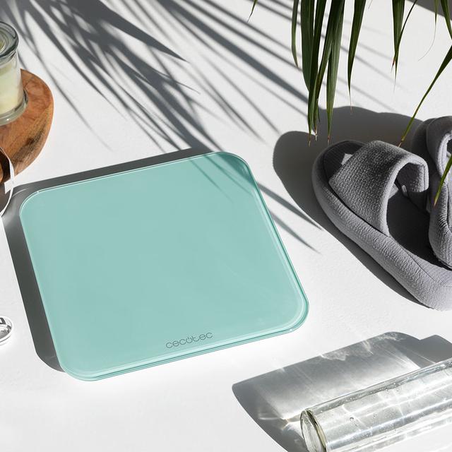 Cecotec Surface Precision 9350 Healthy Mint. Báscula De Baño Digital Carga USB Pantalla LED Invisible 300 X 300 Mm 4 Sensores De Medición Hasta 180 Kg Báscula De Baño Digital Con Carga USB Y Pantalla Invisible