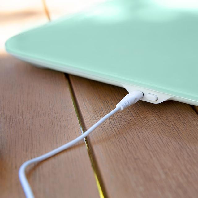 Cecotec Surface Precision 9350 Healthy Mint. Báscula De Baño Digital Carga USB Pantalla LED Invisible 300 X 300 Mm 4 Sensores De Medición Hasta 180 Kg Báscula De Baño Digital Con Carga USB Y Pantalla Invisible