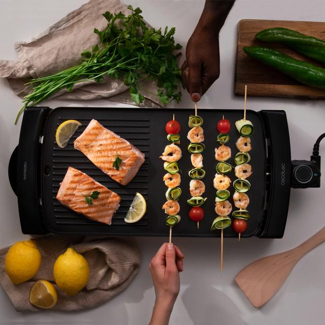 Cecotec Tasty&Grill 3000 RockWater MixGrill. Plancha De Asar Eléctrica De 2600 W Revestimiento Antiadherente Superficie Mixta Termostato Regulable Apta Para Lavavajillas Plancha De Asar Eléctrica De 2600 W Con Revestimiento Ro