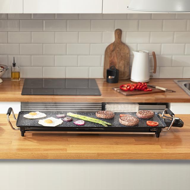 Cecotec Tasty&Grill 3000 RockWater XL. Plancha De Asar Eléctrica Con 2400 W Gran Superficie 70x22cm Revestimiento Piedra RockStone Antiadherente Termostato Regulable Plancha De Asar Eléctrica De 2400 W Con Revestimiento Rockst