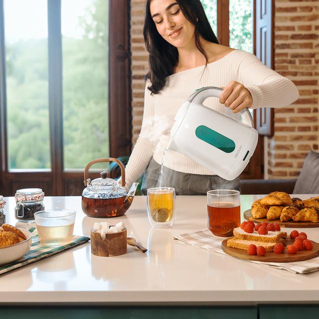 Cecotec Thermosense 180 White Hervidor De Agua De 1 7 Litros De Capacidad Libre De BPA Y Con 2200 W. Hervidor De Agua Eléctrico