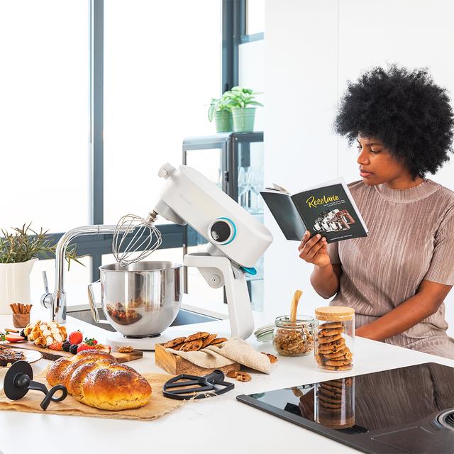 Cecotec Twist&Fusion 4000 Luxury White. Batidora Amasadora De 800 W Cuerpo De Aluminio Fundido Motor DC 8 Velocidades Luz LED Bol De Acero Inoxidable De 5 2 L Batidora Amasadora