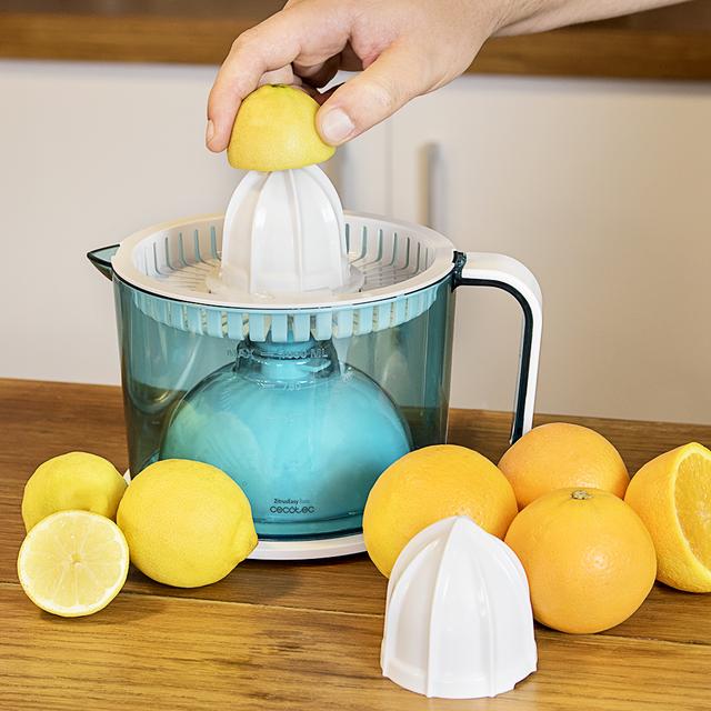 Cecotec ZitrusEasy Basic. Exprimidor Naranjas Eléctrico De 40 W Tambor De 1 Litro BPA Free Doble Sentido De Giro Doble Cono Cubierta Antipolvo Color Azul/blanco Exprimidor Eléctrico 
