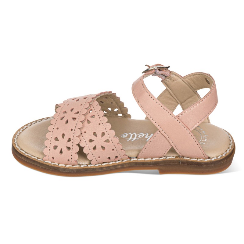 Chetto Sandalia En Piel Con Picados En Flores