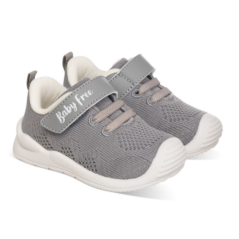 Chetto Deportiva Gris Con Cierre De Velcro Totalmente Respetuosa Por Su Gran Comodidad Y Flexibildad