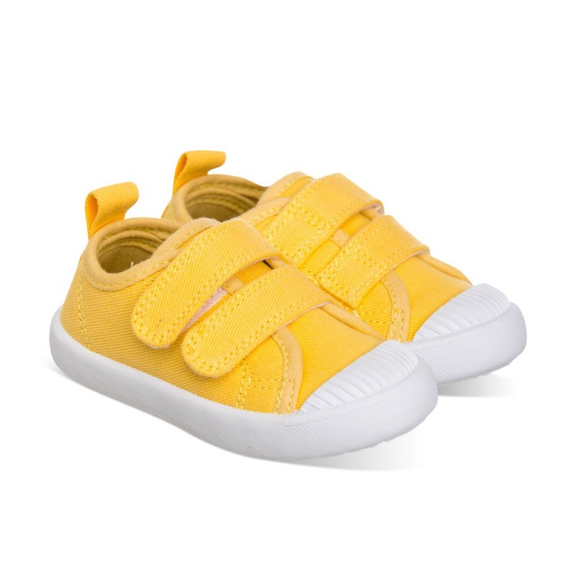 Chetto Lona Color Amarillo Fácil De Combinar Con Dos Velcros Puntera De Goma Y Gran Flexibilidad