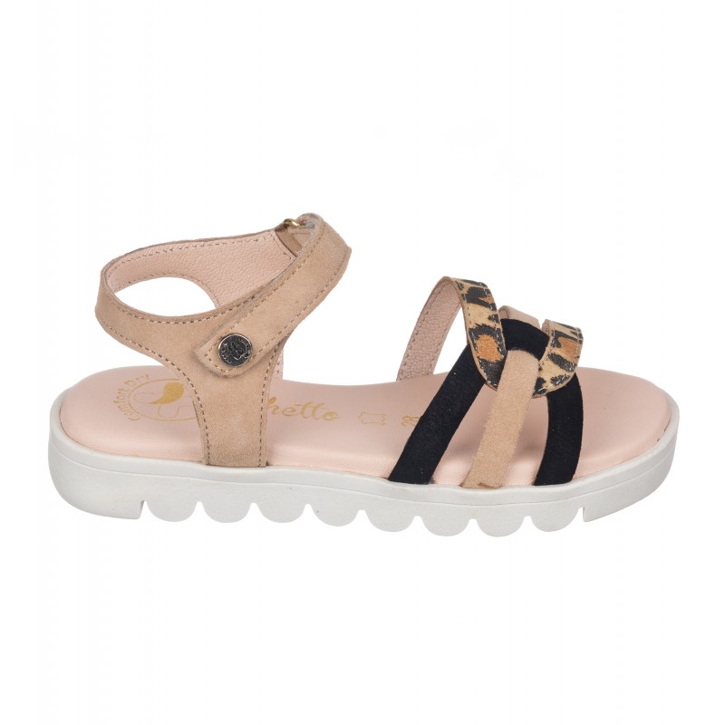 Chetto Sandalia toda en piel con suela hiper flexible