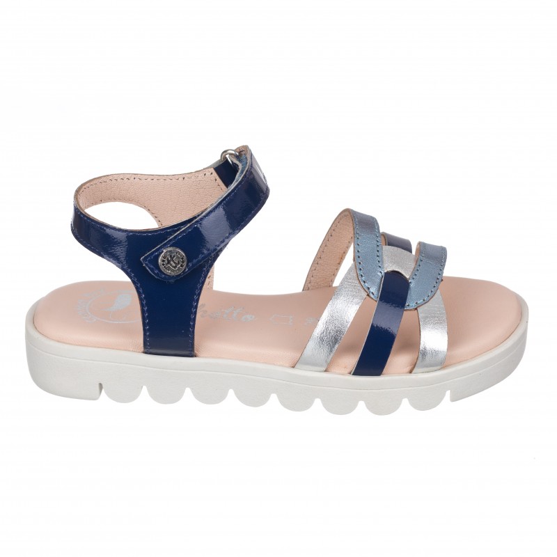 Chetto Sandalia toda en piel con suela hiper flexible