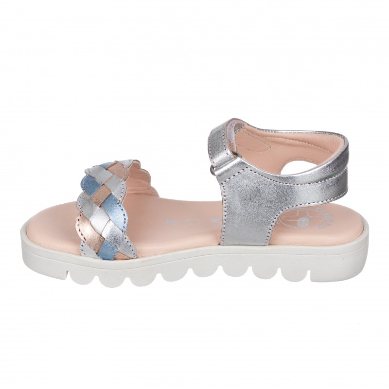 Chetto Sandalia Toda En Piel Con Suela Hiper Flexible