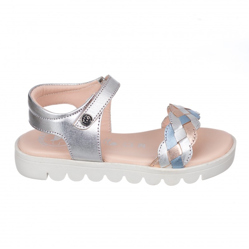 Chetto Sandalia toda en piel con suela hiper flexible