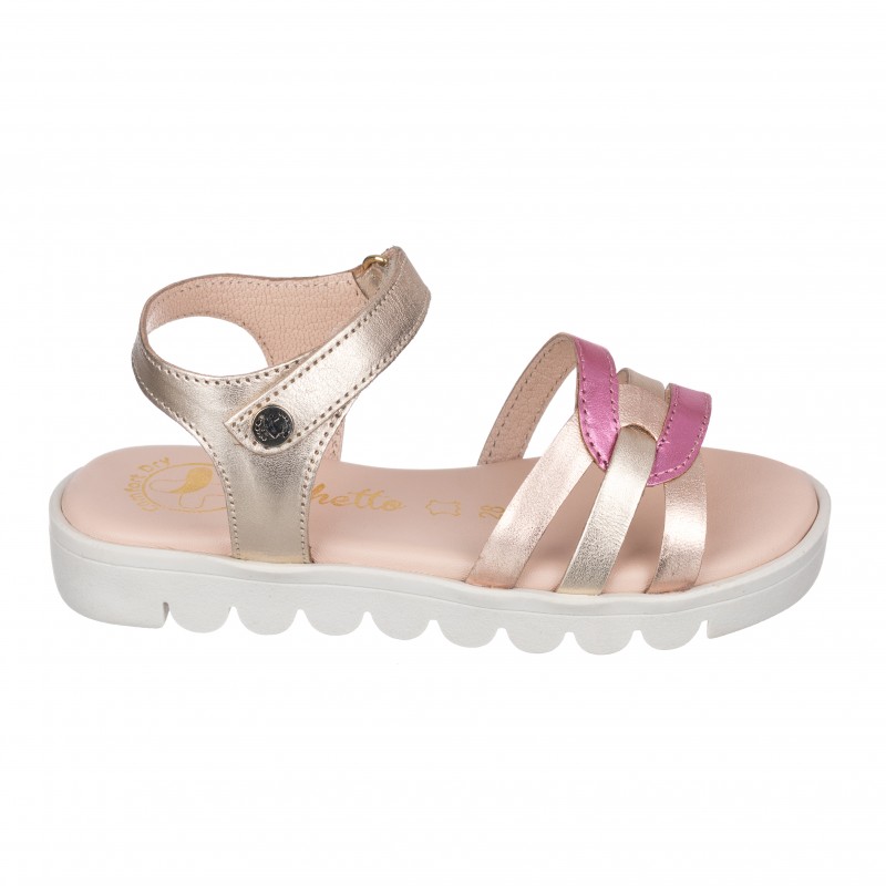 Chetto Sandalia toda en piel con suela hiper flexible