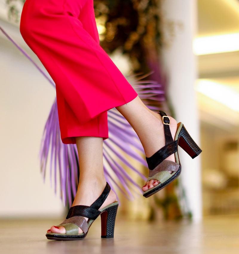 Chie mihara ADINA GREY AND BLACK