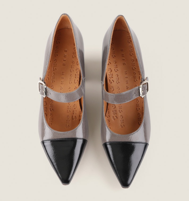 Chie Mihara AUZA BLACK